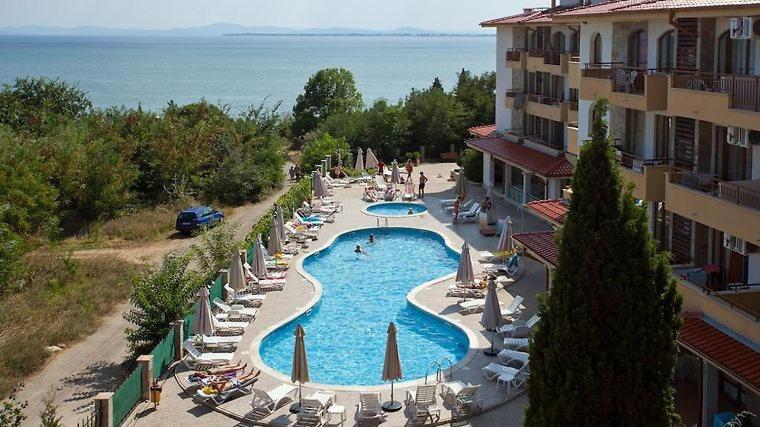 Dream Holiday, Ravda, C32, Frontline complex