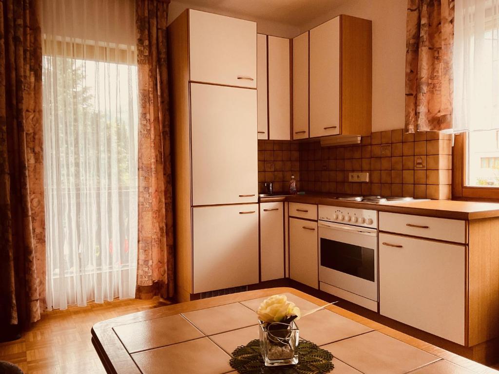 Een keuken of kitchenette bij Appartements D'Angelo