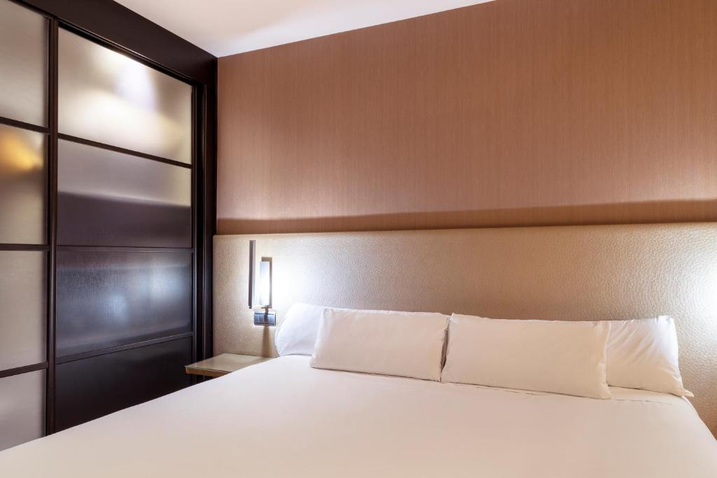 Iberik Santo Domingo Plaza Hotel - Double Or Twin Room