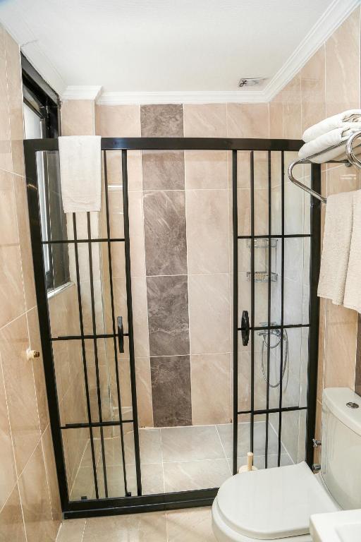 Koupelna v ubytování Asitane Life Hotel