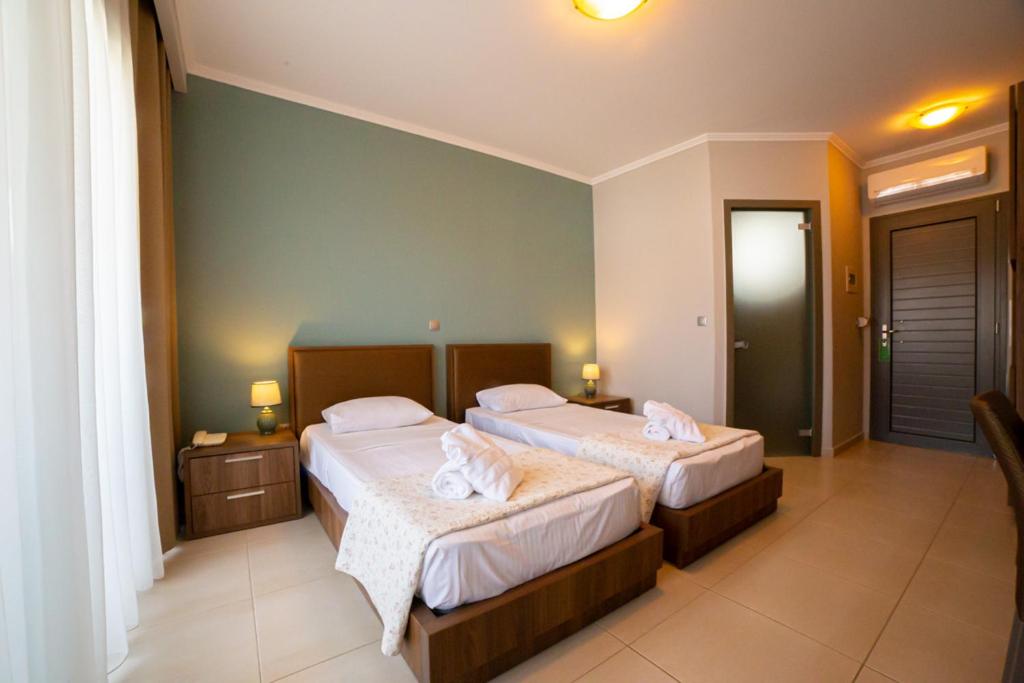 Vellum Luxury Living - Standard Twin Room