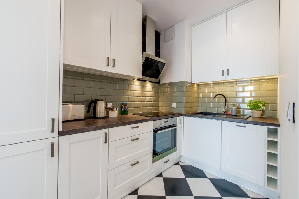 ApartHotel Kolejowa Apartamenty - Resim 24