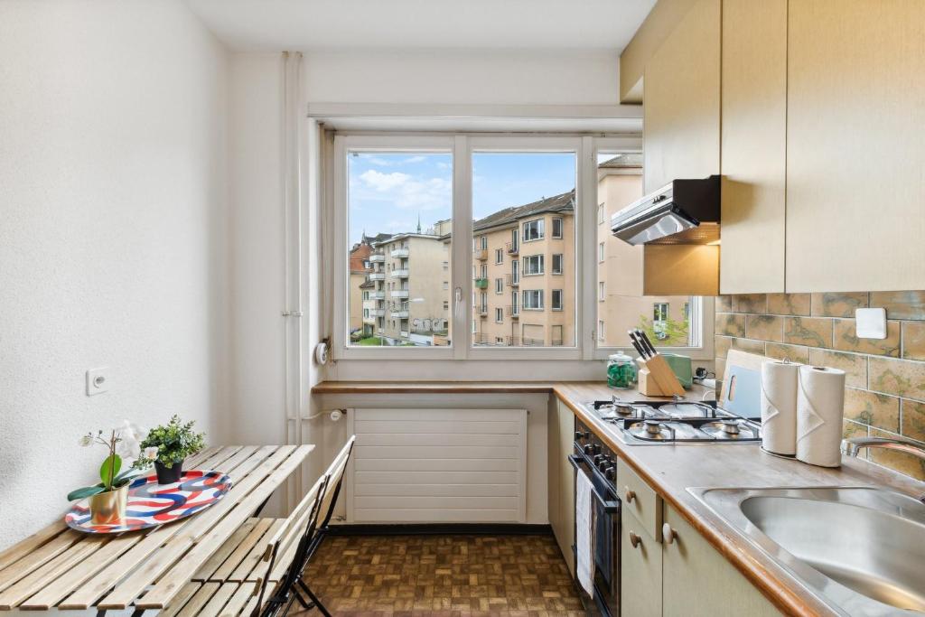 Central Apartment for City Explorers 224 - One-Bedroom Apartment