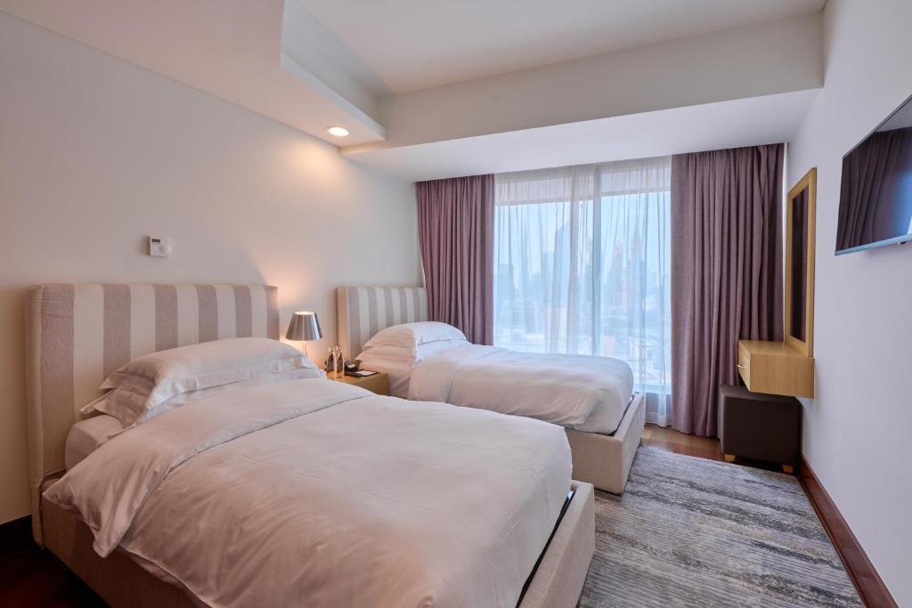 
Two Bedroom Duplex Residence with Private Jacuzzi
