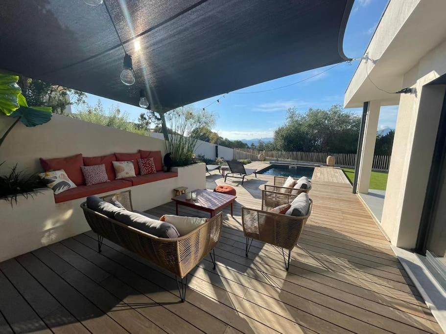 Photo de la galerie de l'établissement Maison villa 3 chambres plage Agosta proche Porticcio, à Pietrosella