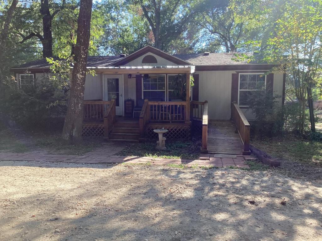 Hidden Gem on the Tracks, Montgomery (updated prices 2026)