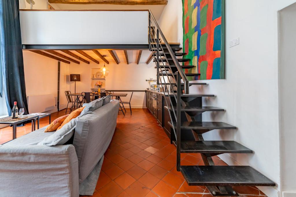 Fotografia z galérie ubytovania Loft calme à la Maison Carrée - Une Nuit à Nîmes v destinácii Nîmes