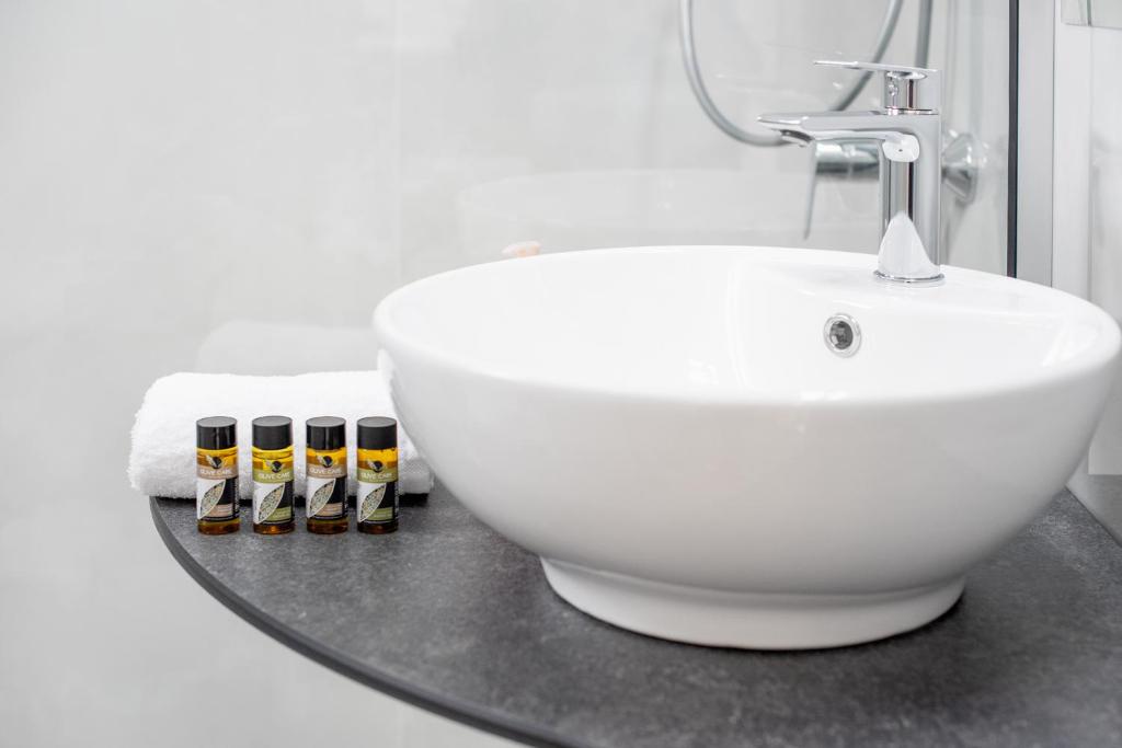A bathroom at OUTParga Apartment 3