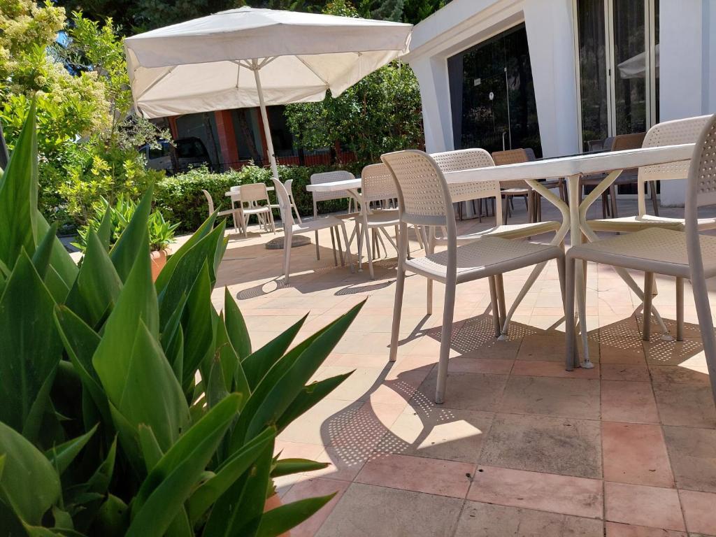 Patio nebo venkovní prostory v ubytování Hotel Nacional Durres