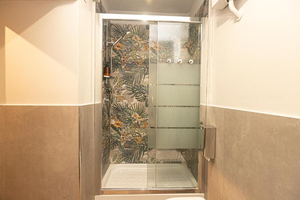 A bathroom at Giano Host - I teatri