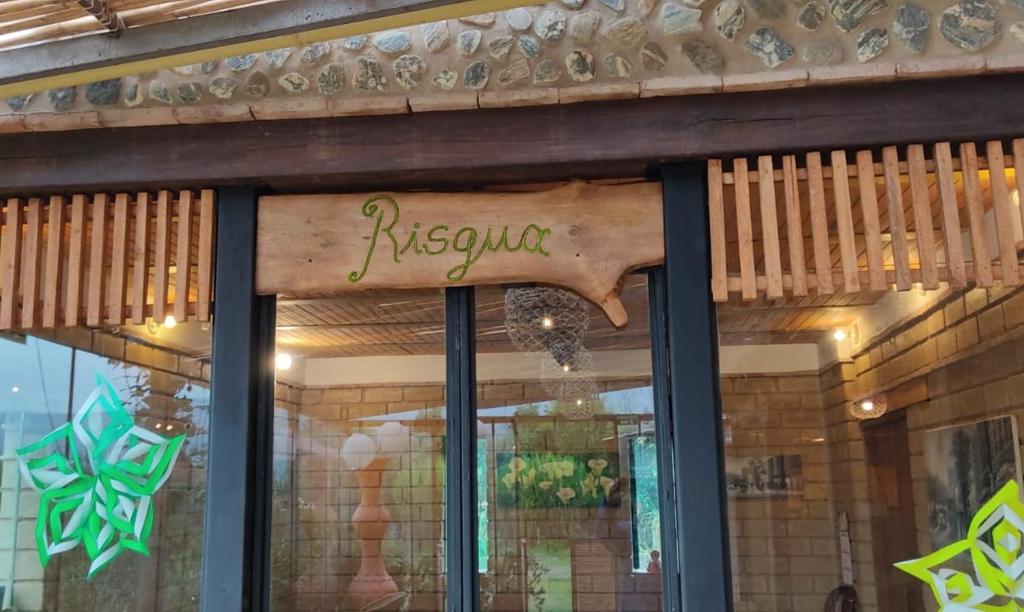 Foto sihtkohas Tinjacá asuva majutusasutuse Risgua galeriist