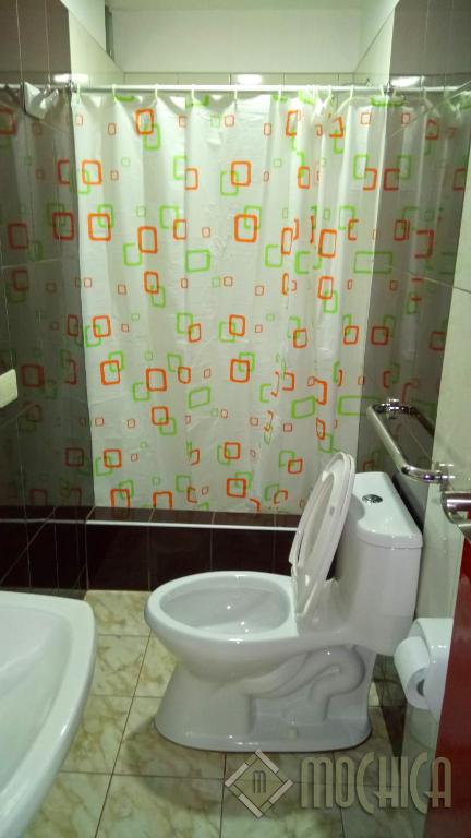 Koupelna v ubytování Hostal Residencial Mochica