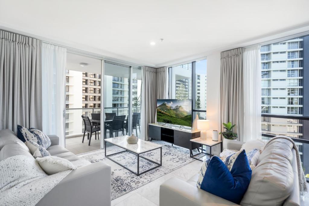 Ocean side Amazing Sauna Pool Gym, Gold Coast (updated prices 2024)