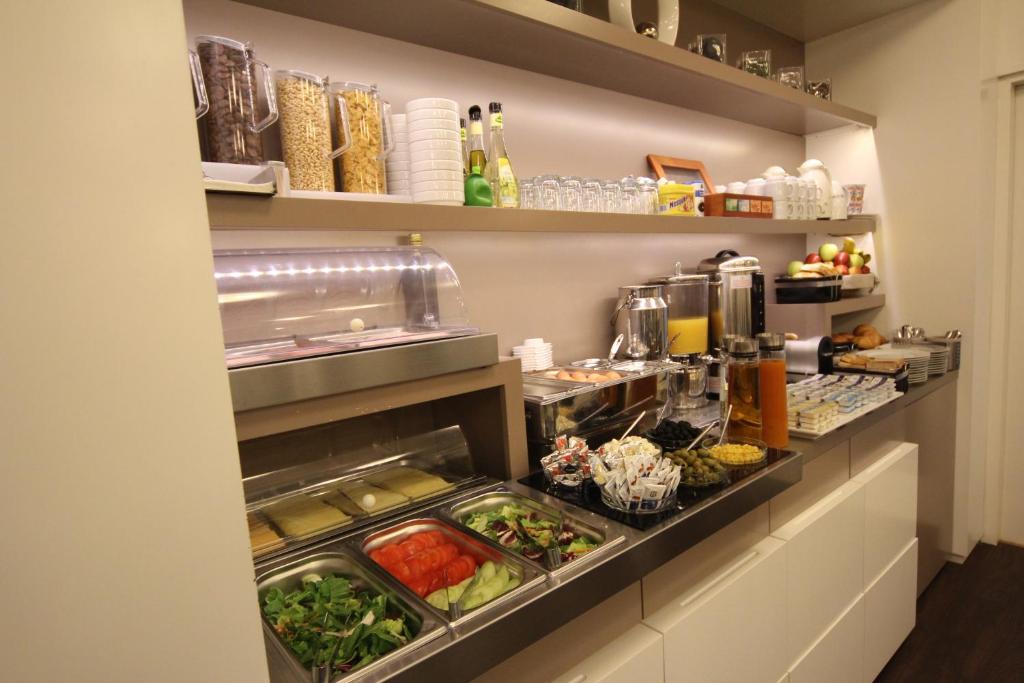 Carlton Hotel - Resim 13