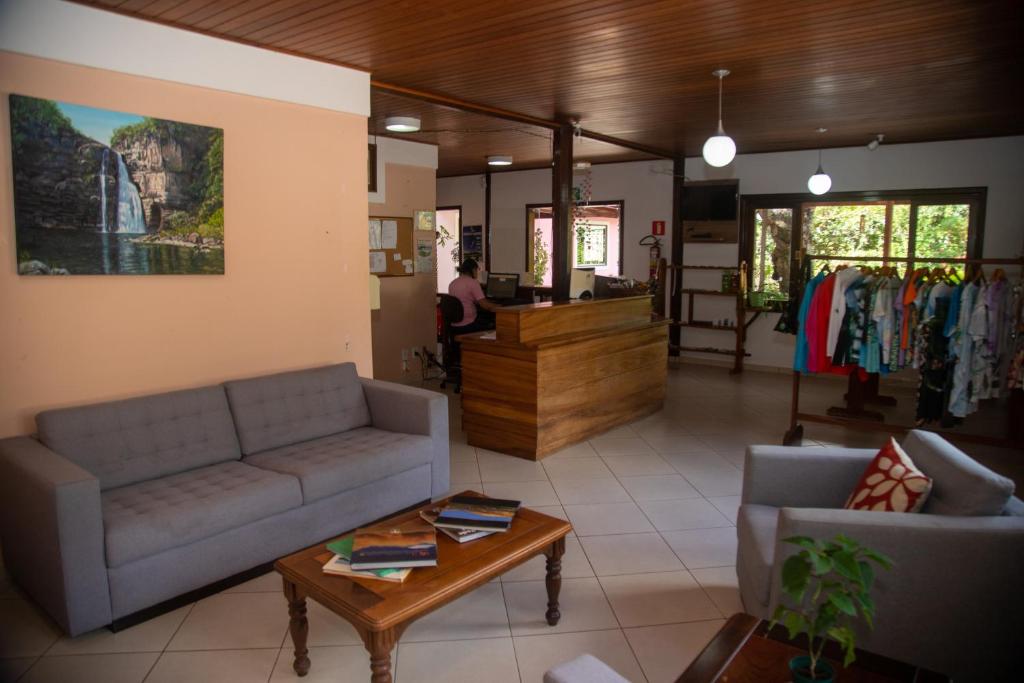 Posezení v ubytování Pousada Casa Rosa