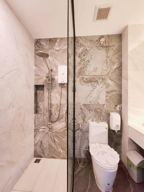 Koupelna v ubytování R2 Hotel