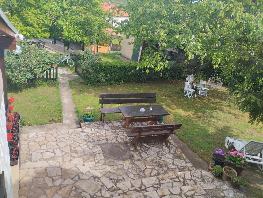Zahrada ubytování Dečiji vinogradi Belgrade, Sopot, Kosmaj