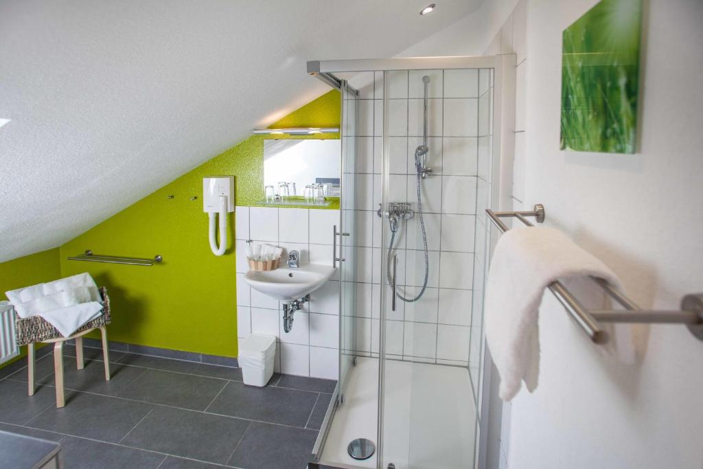 Koupelna v ubytování Hotel Im Tannengrund