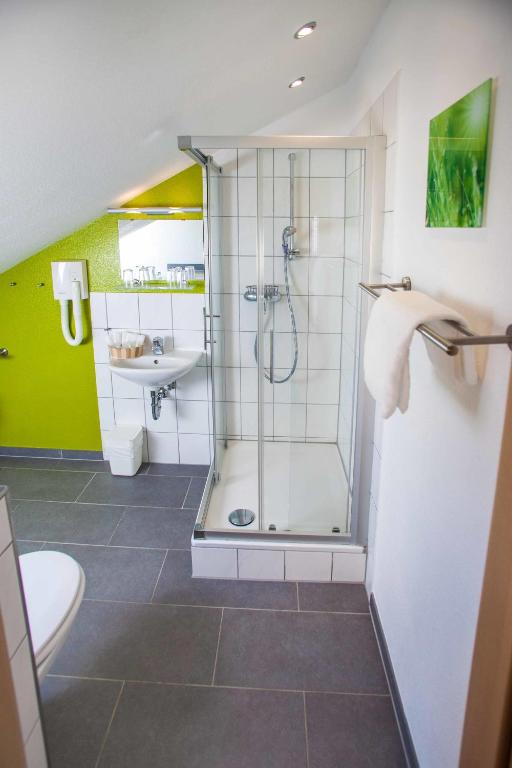 Koupelna v ubytování Hotel Im Tannengrund