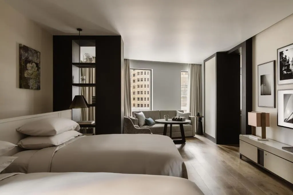 Skyline Twin Suite
