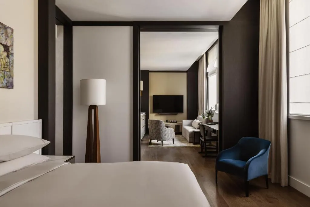 Deluxe Suite - Accessible