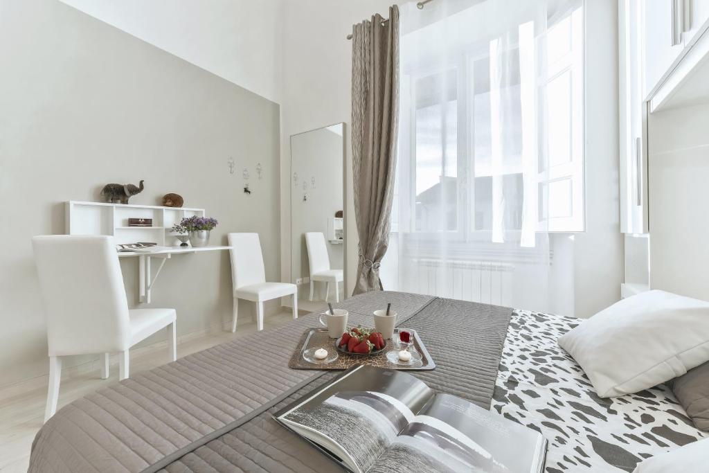 A seating area at Accademia Apartment