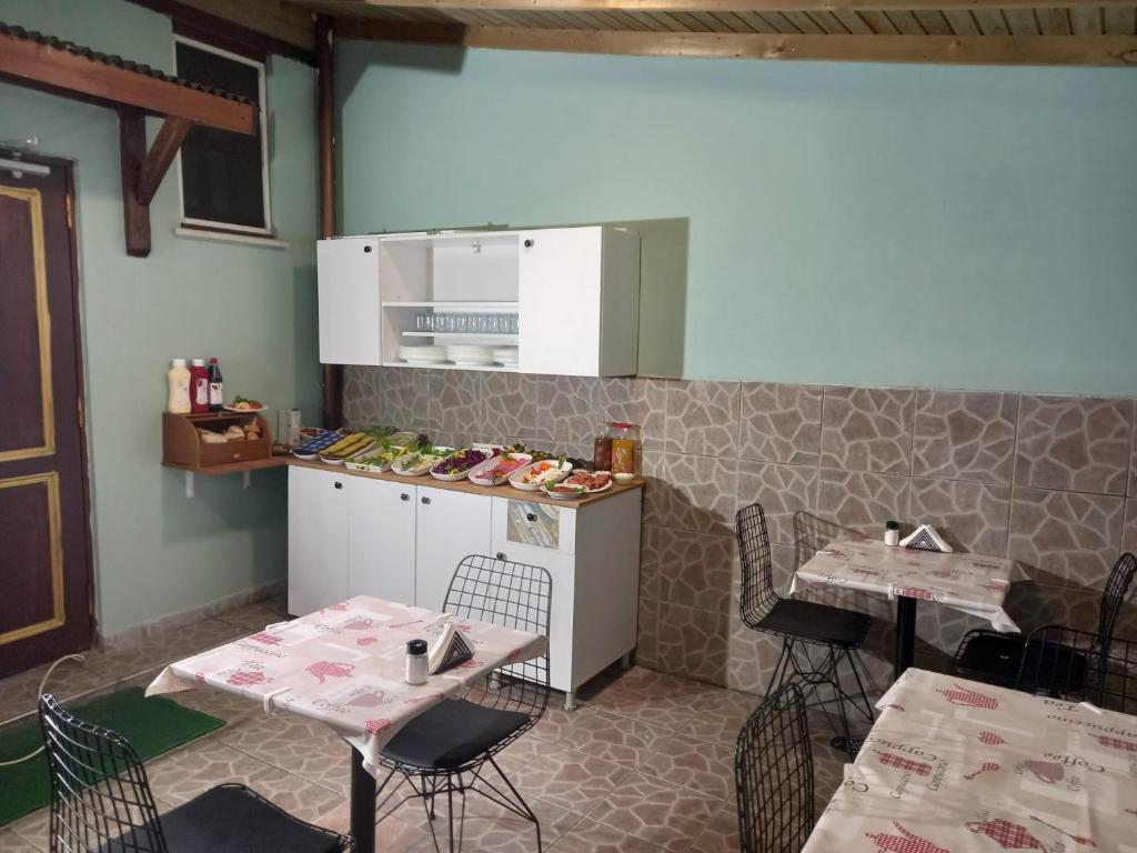 Kuchyň nebo kuchyňský kout v ubytování Emirhan Inn Hotel, Sultanahmet