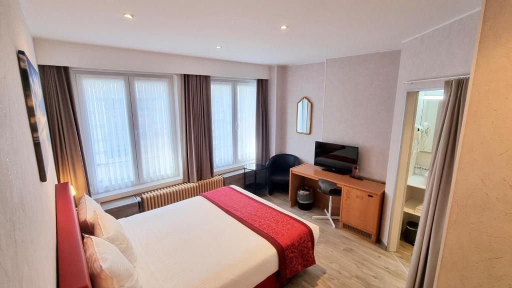 TV a/nebo společenská místnost v ubytování Hotel Cardiff