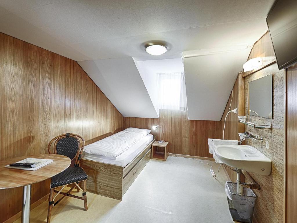 Hotel Weisses Kreuz - Resim 3