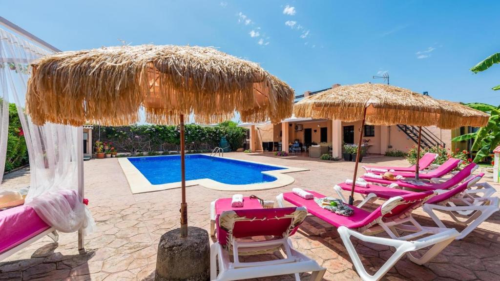 Bazén v ubytovaní Casa Azahar Jimena de la Frontera by Ruralidays alebo v jeho blízkosti