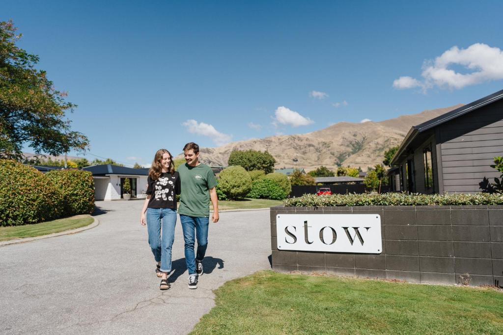 4 - Charming Space, Just a Stone Throw from Central Wanaka - Resim 23