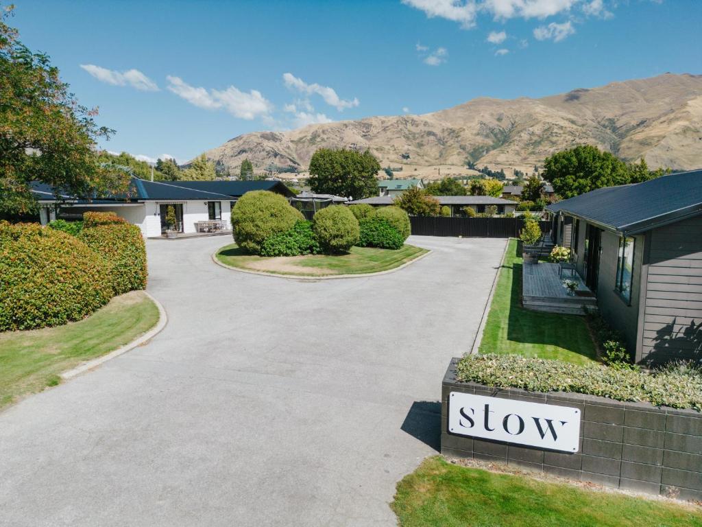 4 - Charming Space, Just a Stone Throw from Central Wanaka - Resim 22