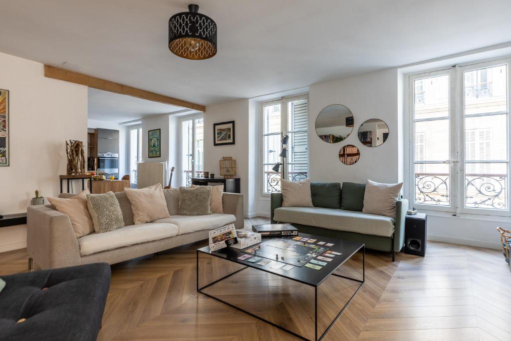 Posedenie v ubytovaní 90m2 renové - terrasse en plein coeur de marseille