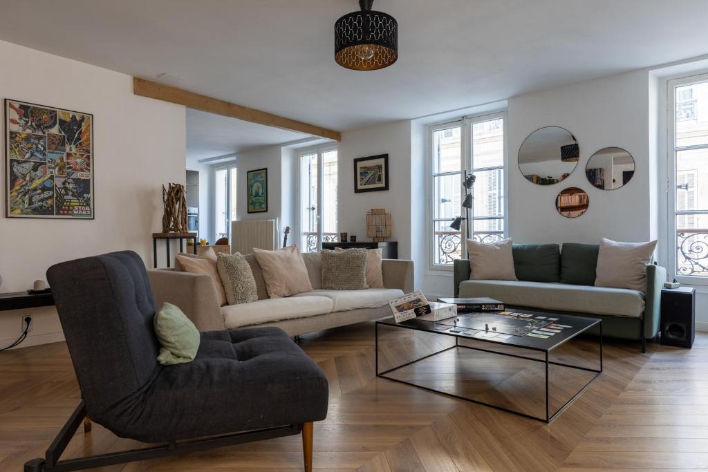 Posedenie v ubytovaní 90m2 renové - terrasse en plein coeur de marseille