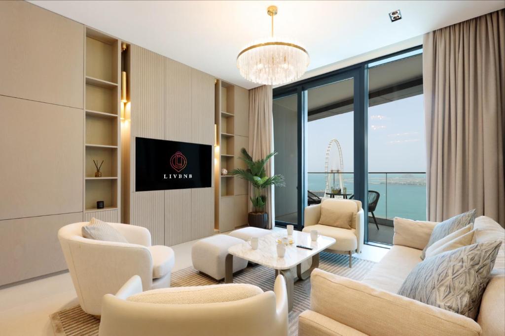 Dazzling 3BR Gem with Sea and Ain View by Livbnb
