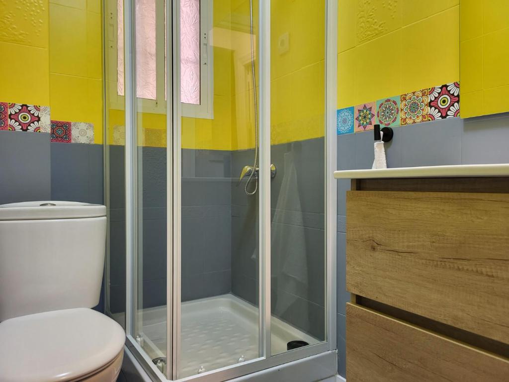 Kúpeľňa v ubytovaní Centro y mar en un mismo lugar
