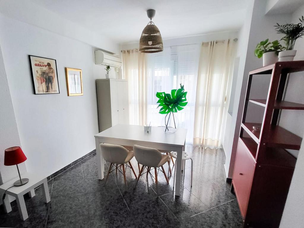 Kuchyňa alebo kuchynka v ubytovaní Centro y mar en un mismo lugar