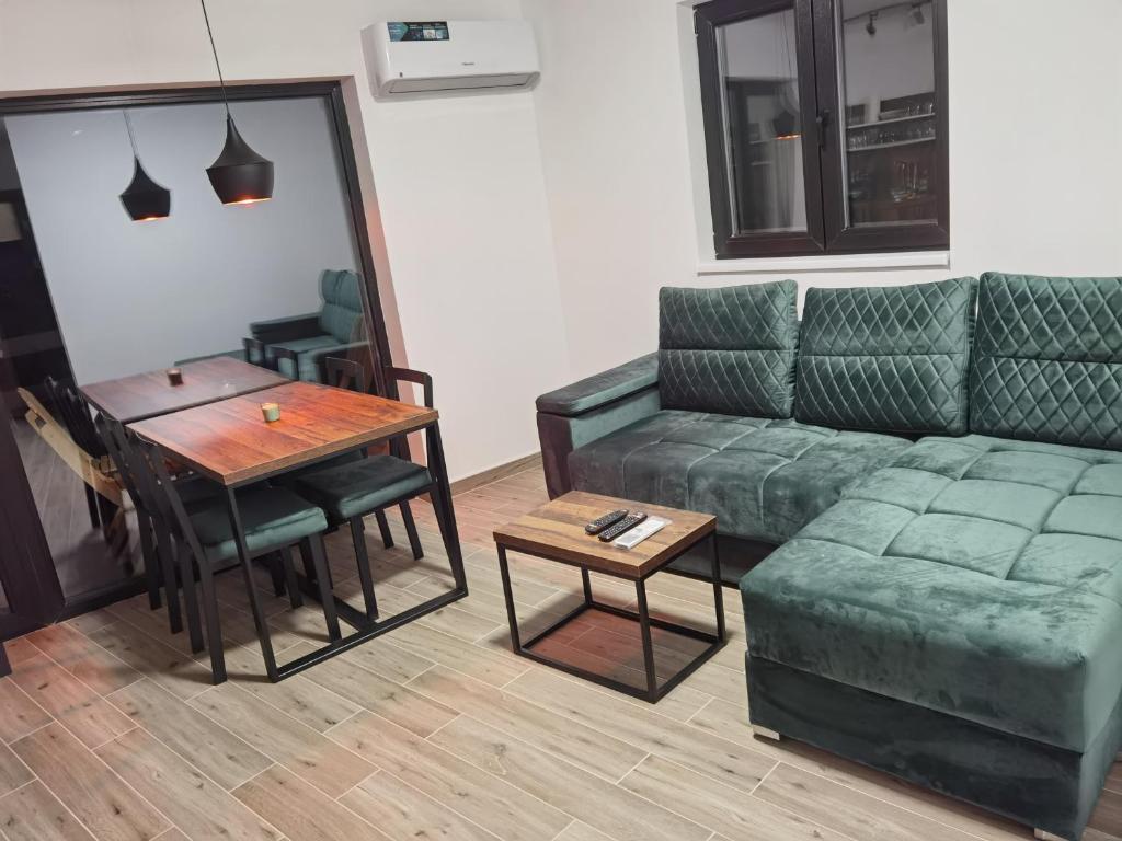Posezení v ubytování Villa Montana Zaovine