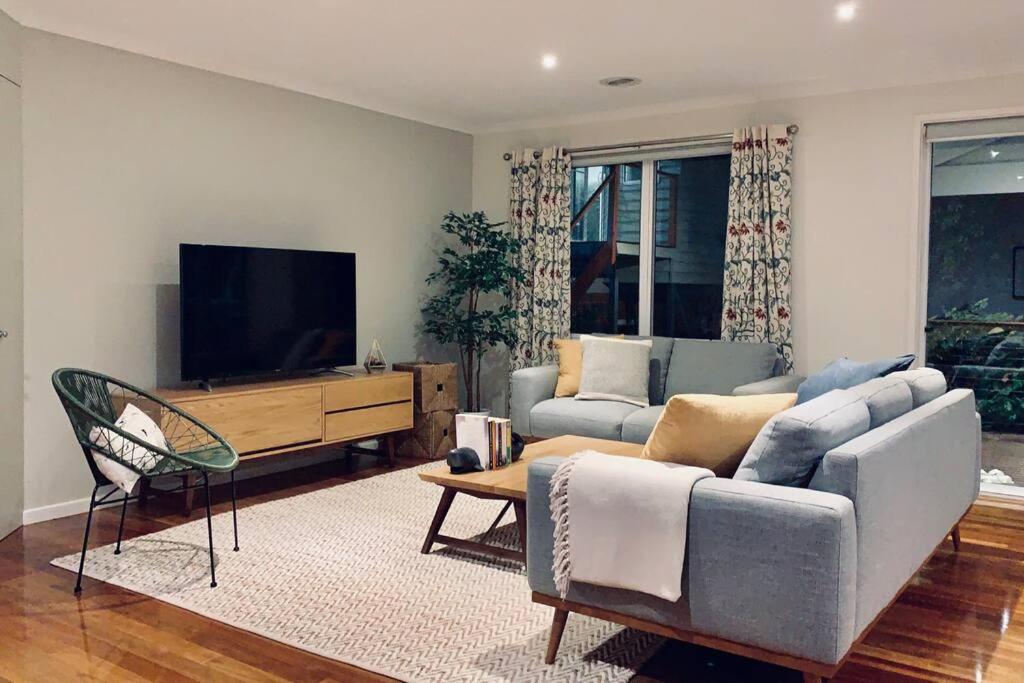 Charming Family Home near Monash Uni Glen#MEA21 - Housity
