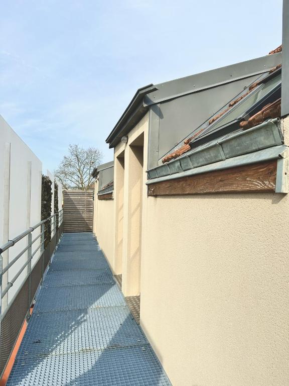 Budova, v ktorej sa apartmán nachádza