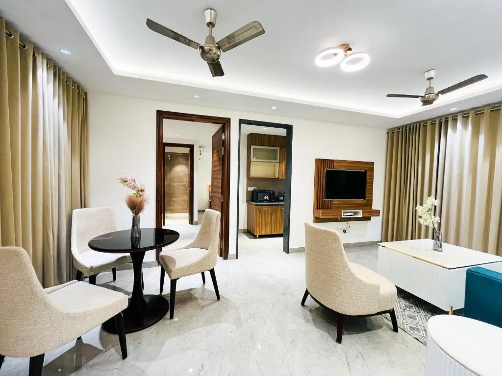 Serviced Apartments in Patel Nagar