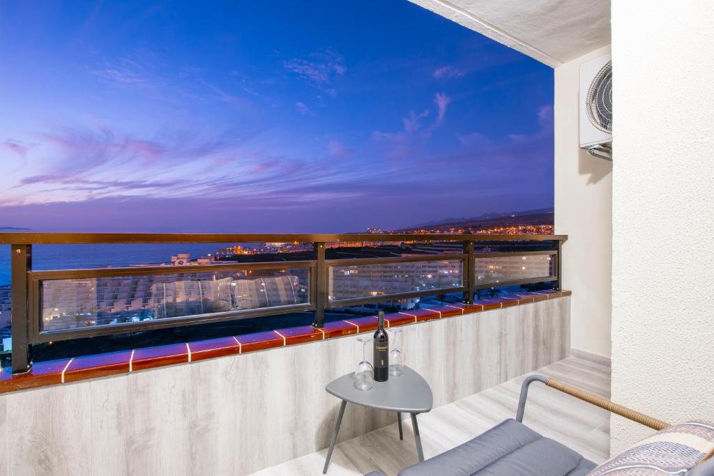 Balkón nebo terasa v ubytování Atlantic Smart Home, Hi-End Services, Media Stream