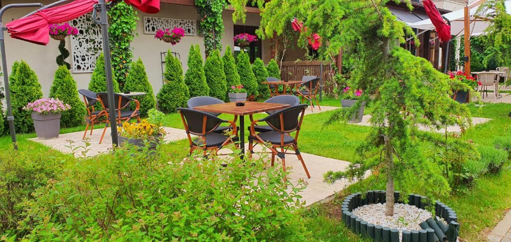 Zahrada ubytování Hotel Yarus Plus