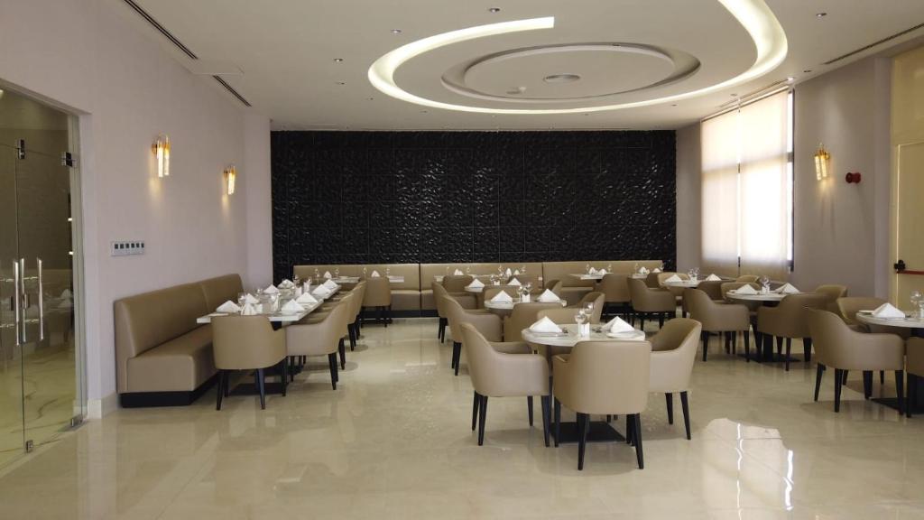 Restaurace v ubytování H Luxury Hotel