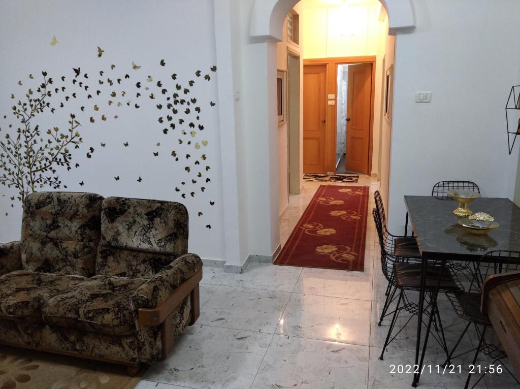 Posezení v ubytování حنضلةHandala Guest House