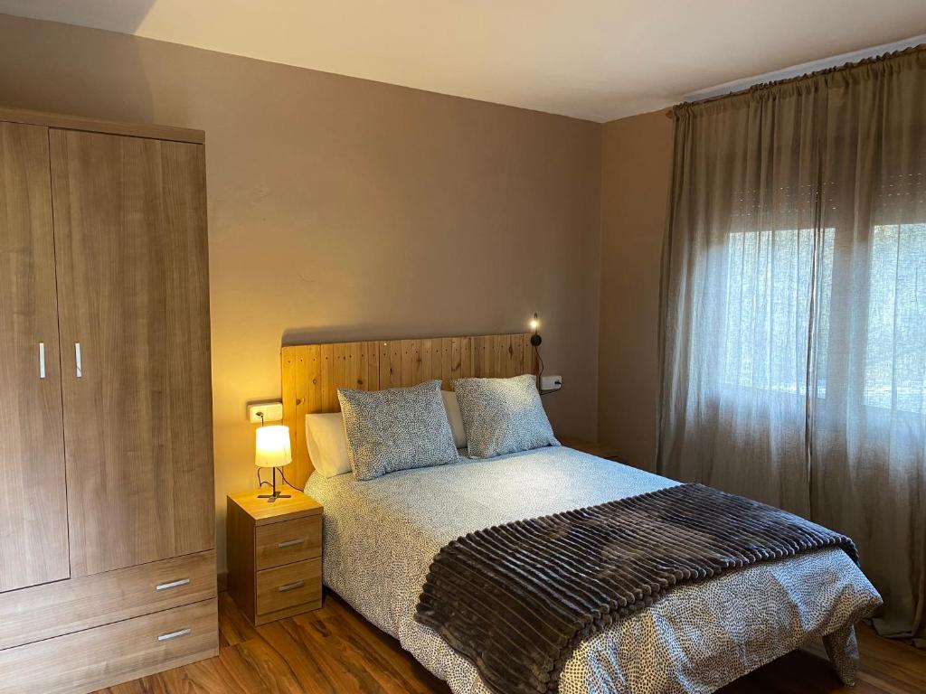 Posteľ alebo postele v izbe v ubytovaní Benvinguts a Casa Nostra