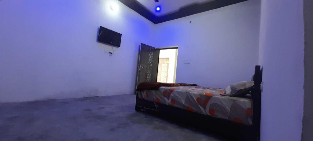 SPOT ON Hotel Paradise - Housity