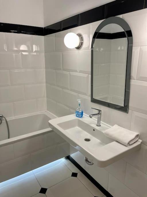 Kúpeľňa v ubytovaní Floriańska Grand Apartment 2