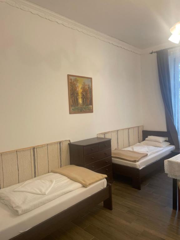 Kastélykert Fogadó - Resim 45