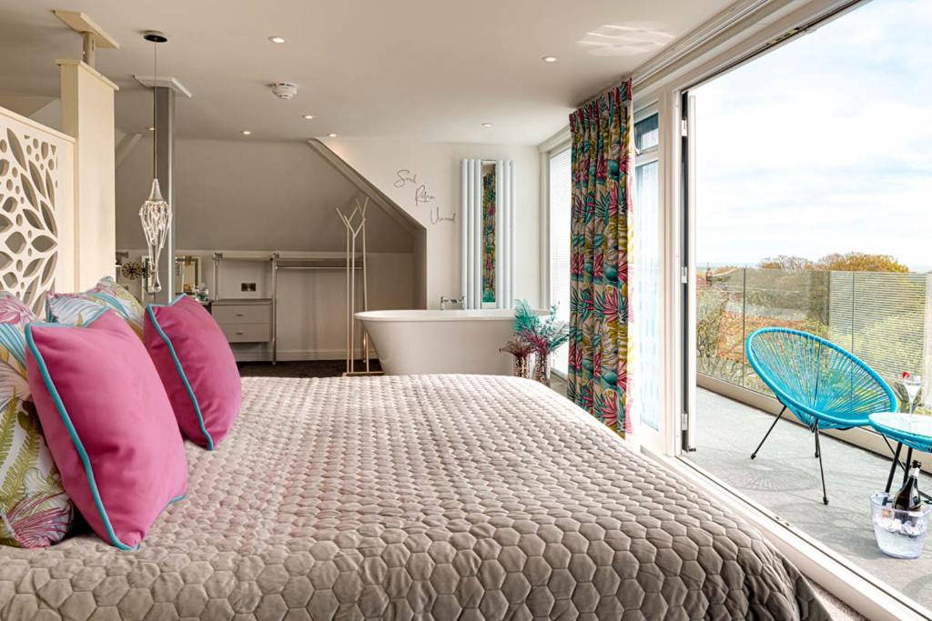 
King Suite with Balcony
